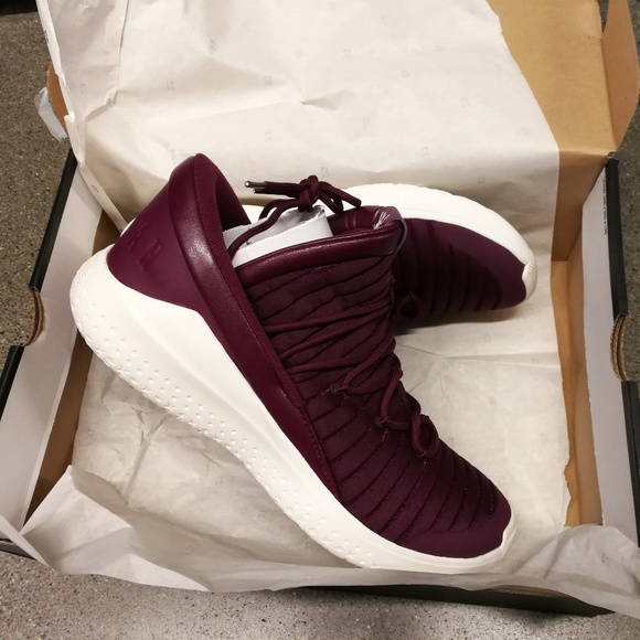 New Jordan Flight Luxe Shoes - Picture 2 of 5